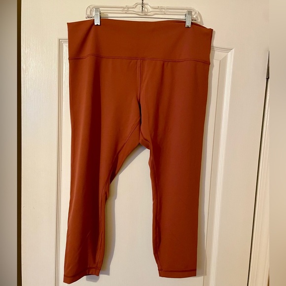 LULULEMON Wunder Train HR Crop 23” Plus Size 20 Aztec Brick  Athleisure Active - Picture 1 of 7